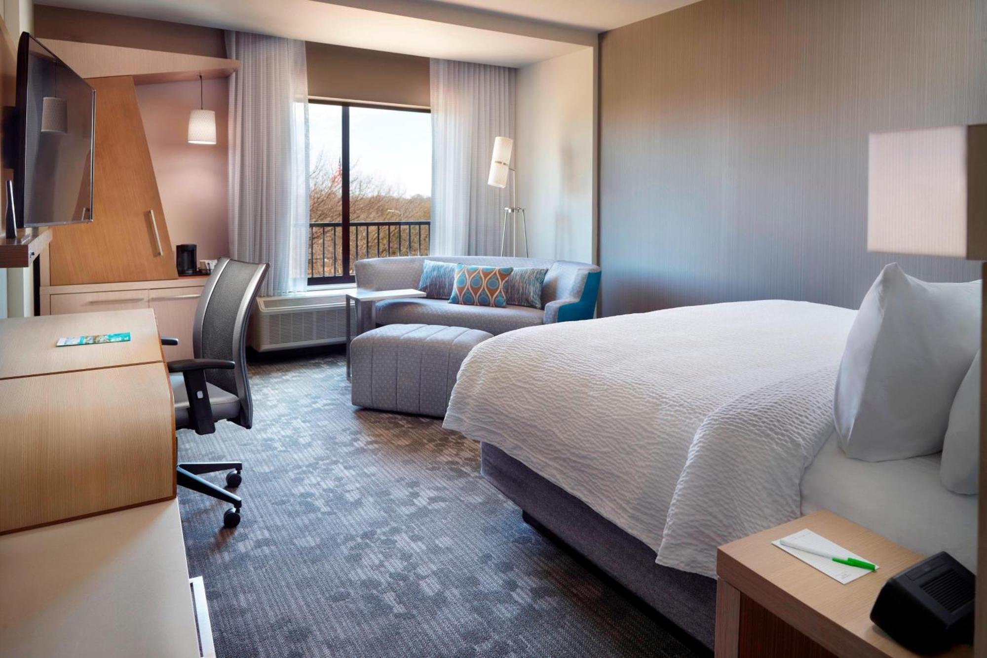 Courtyard By Marriott Lagrange Hotel Ngoại thất bức ảnh